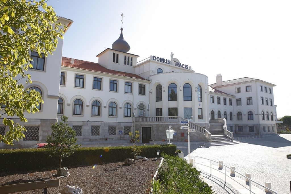 Domus Pacis Fatima Hotel Exterior photo