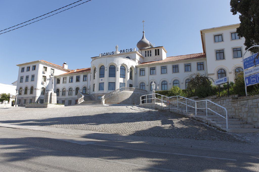 Domus Pacis Fatima Hotel Exterior photo