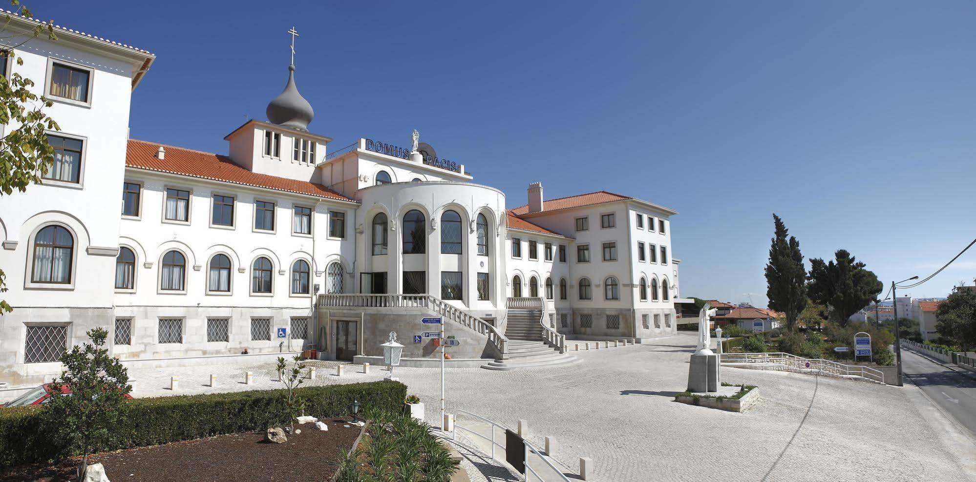 Domus Pacis Fatima Hotel Exterior photo